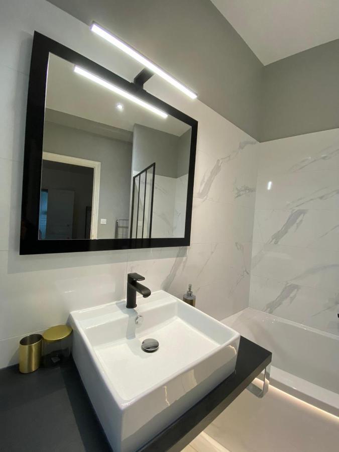 Les Bc Bg Apartment Charleville-Mezieres Bagian luar foto