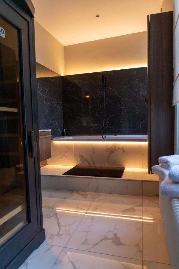 Les Bc Bg Apartment Charleville-Mezieres Bagian luar foto
